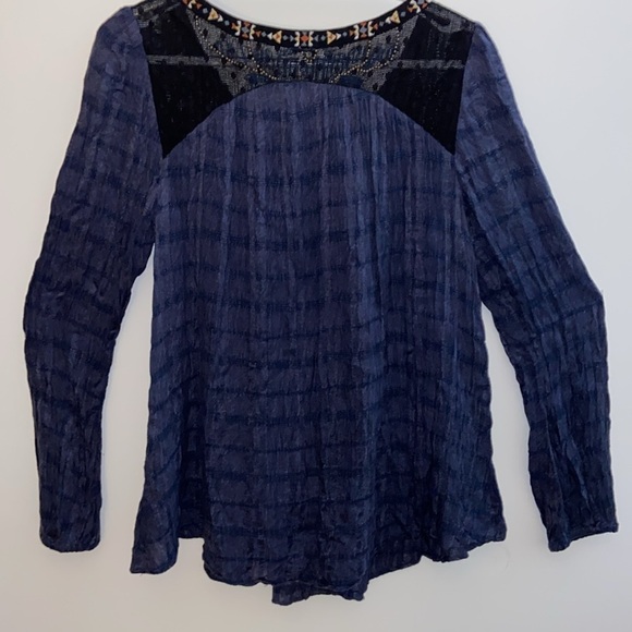 Free People Embroidered Beaded Rayon top in size S, EUC - Picture 5 of 7